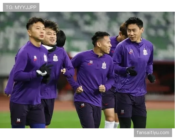 上海申花近期主力阵容磨合良好,团队执行力在本赛季联赛中呈现提升趋势 上海申花近期主力阵容磨合良好,团队执行力在本赛季联赛中呈现提升趋势